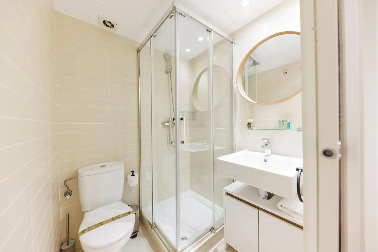 Bravissimo Placa Catalunya, 2-Bedroom Apartment With Terrace Gerona